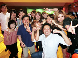 みんなでボーリングをしてお酒を呑んで、縄田君を楽しく見送りました。